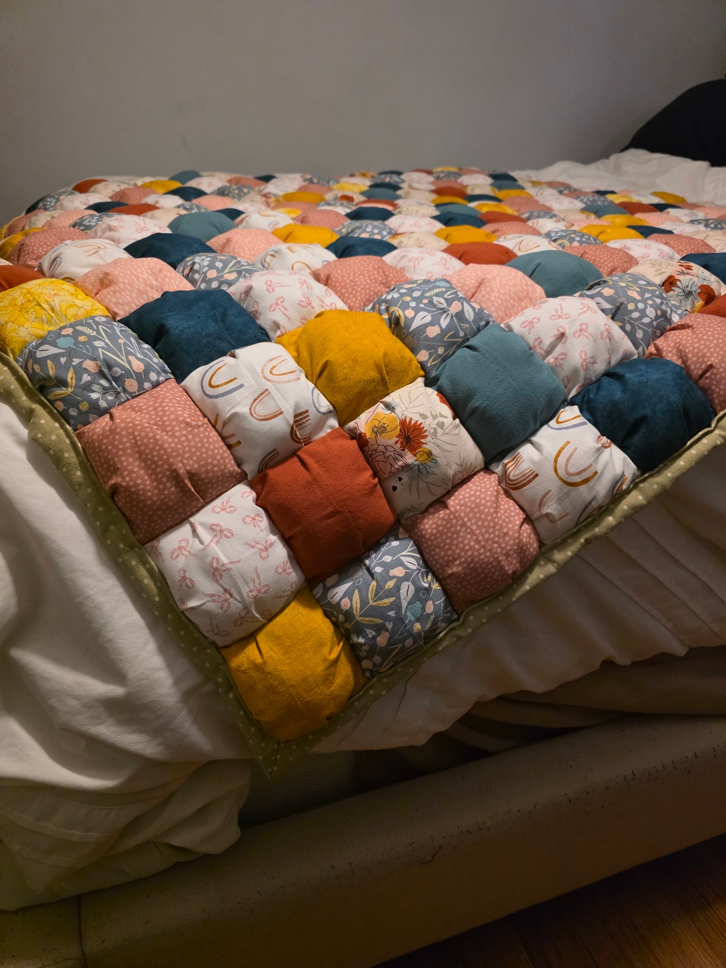 Golden Meadow Puffy Quilt