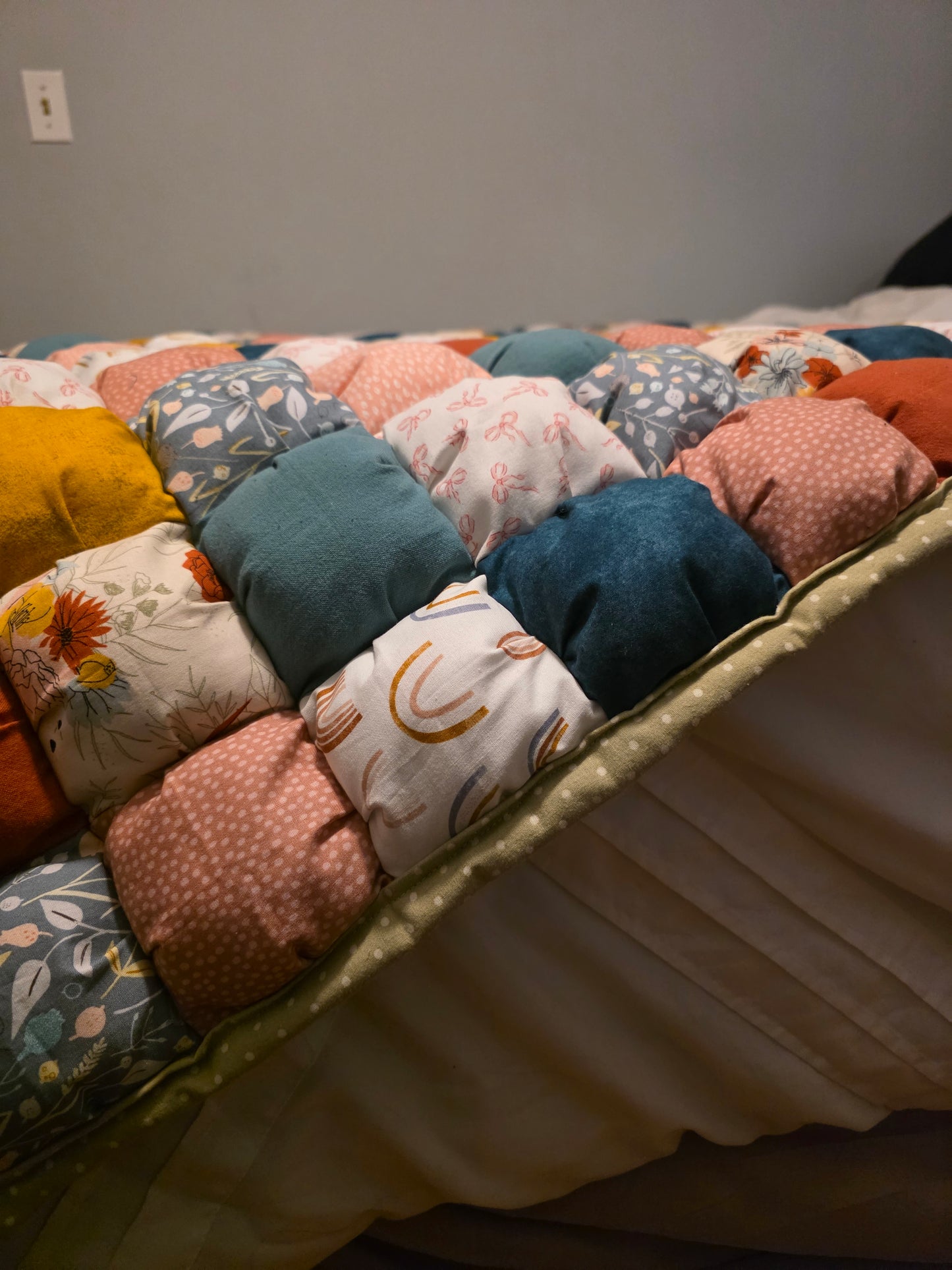 Golden Meadow Puffy Quilt