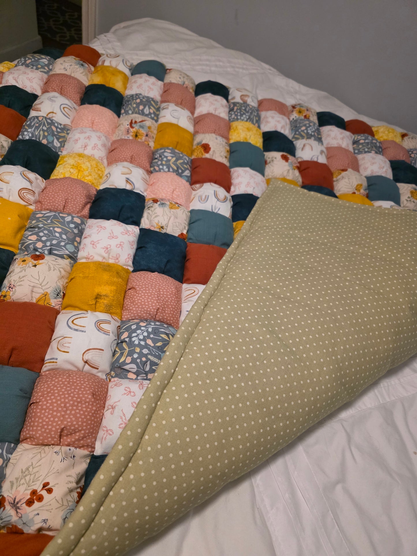 Golden Meadow Puffy Quilt